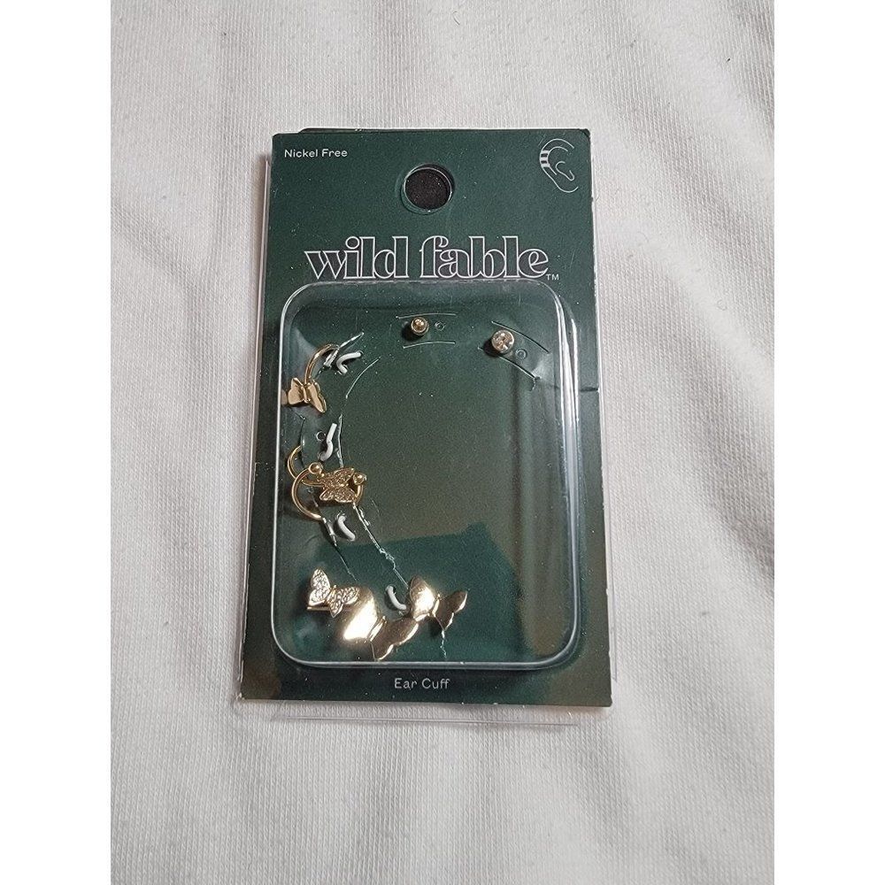 Wild Fable Girls Gold Nickel Free Fashion Jewelry Modern Butterfly Ear Cuff
